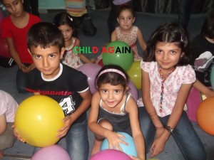 Sunt copiii, primele victime ale razboiului din Siria – Foto: Child Again