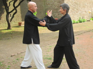 Dimostrazioni durante la giornata mondiale del taiji quan e del qi gong