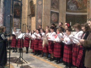 Le voci femminili del coro della comunità ucraina della chiesa dei santi Sergio e Bacco n occasione del concerto natalizio dell'8 febbraio 