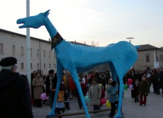 Scultura di cavallo per il centro Basaglia a Trieste
