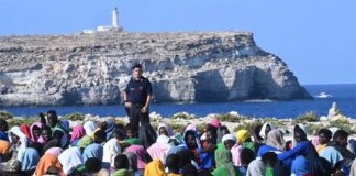 Migranti a Lampedusa